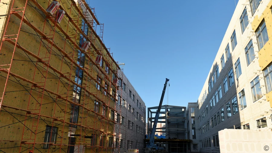 Строительство школы на ул. Попова, 130.