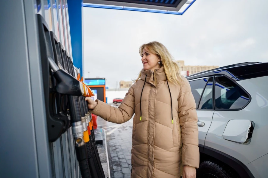 Современная АЗС.