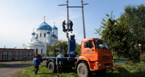 Сотрудники «Алтайкрайэнерго» работают не только на земле, но и в воздухе.