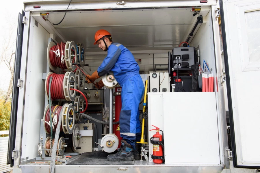 АО «СК Алтайкрай­энерго»  показало, какие работы позволяют обеспечивать электроэнергией новых потребителей.