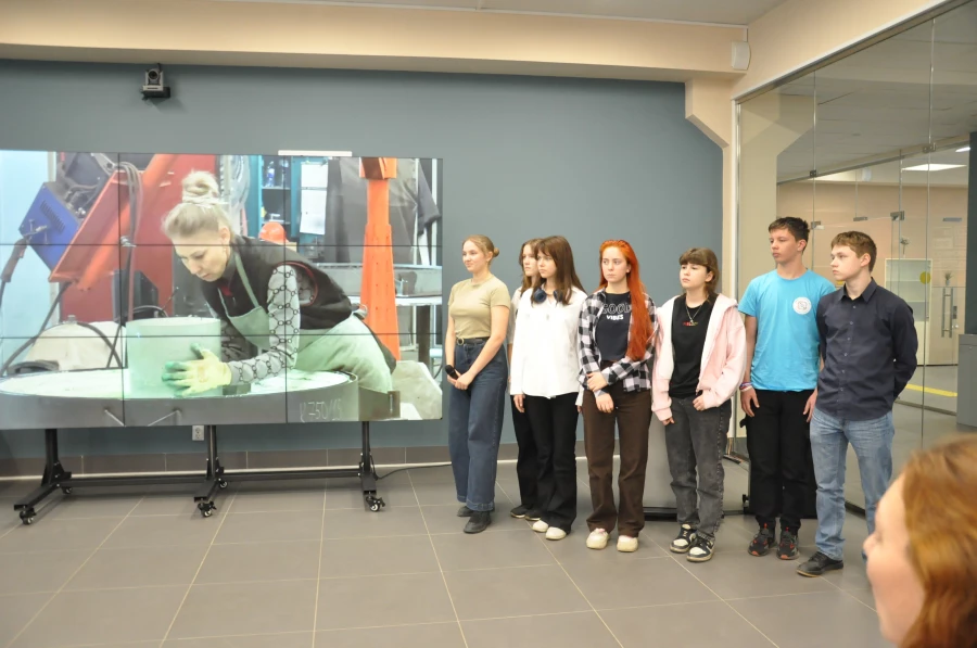 Профориентационная смена «МедиаДвиж» прошла в Барнауле 27-29 октября 2025 года.