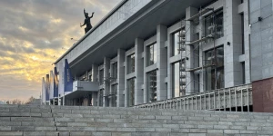 Площадь Сахарова. Театр драмы