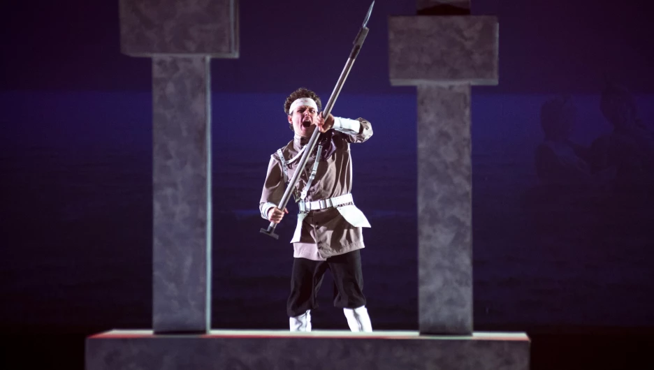 «Белая гвардия» в театре драмы.