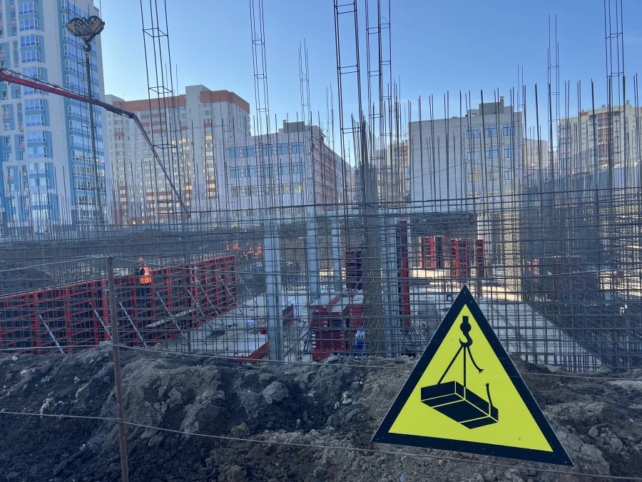 Строительство новой поликлиники №9 в Индустриальном районе. 