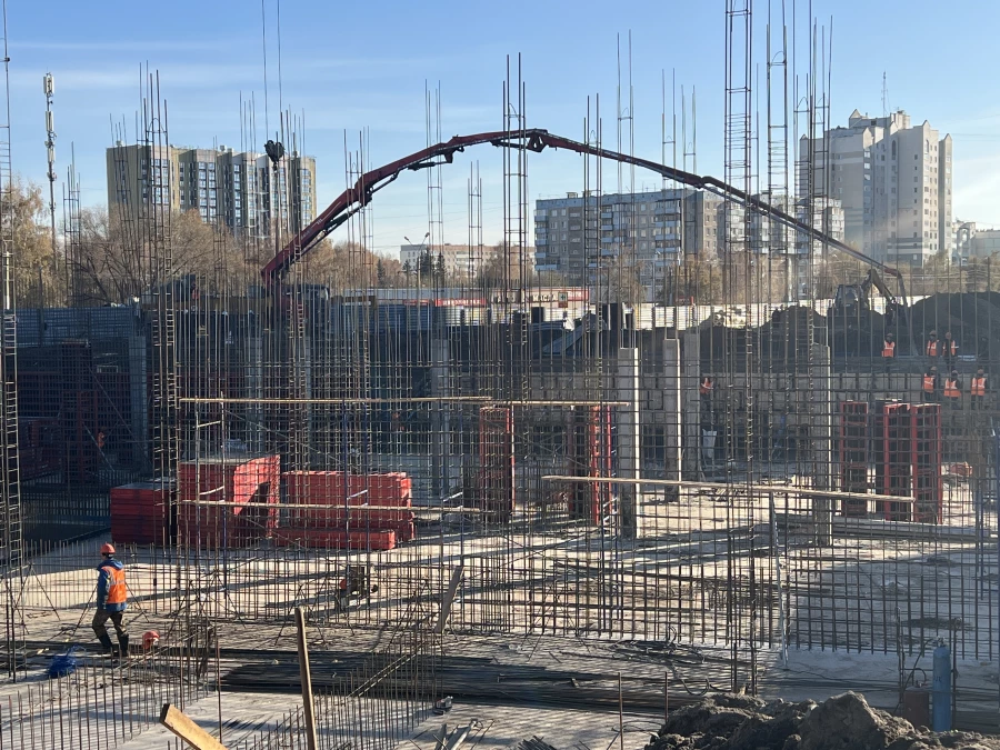 Строительство новой поликлиники №9 в Индустриальном районе. 