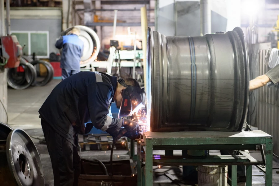 Барнаульский завод механических прессов.