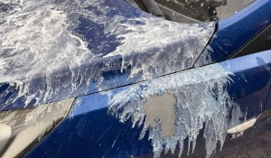 Кислотой облили машины в Барнауле.