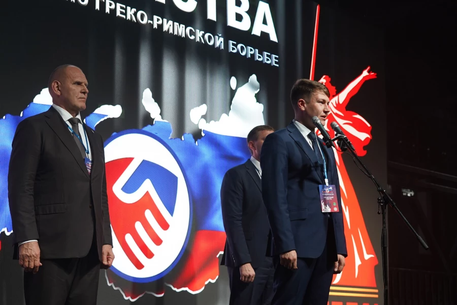 Всероссийский турнир по греко-римской борьбе среди юношей «Кубок Единства» в Бийске.