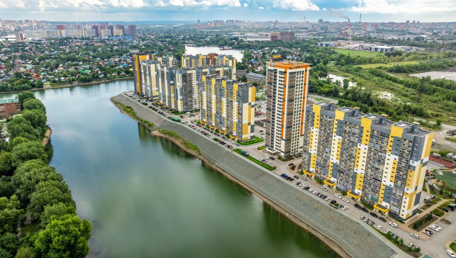 Квартал у реки «Аквамарин».