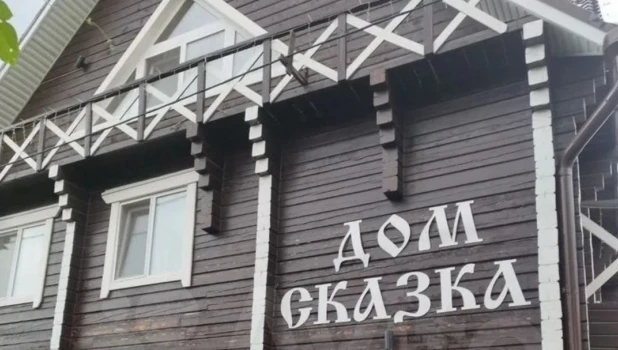 Огромный коттедж с баней и террасой 