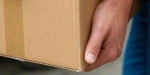 Разнорабочий. Руки. Грузчик. Физический труд.