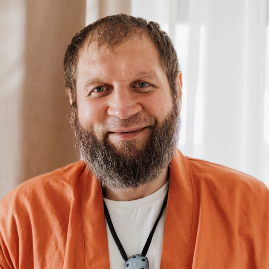 Александр Емельяненко.