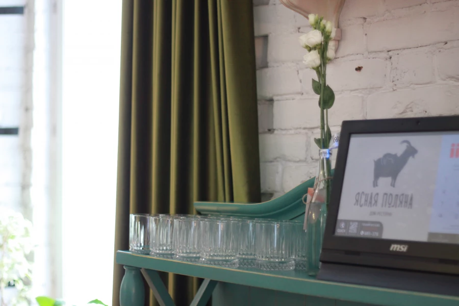 Ресторан «Ясная поляна» в Барнауле.