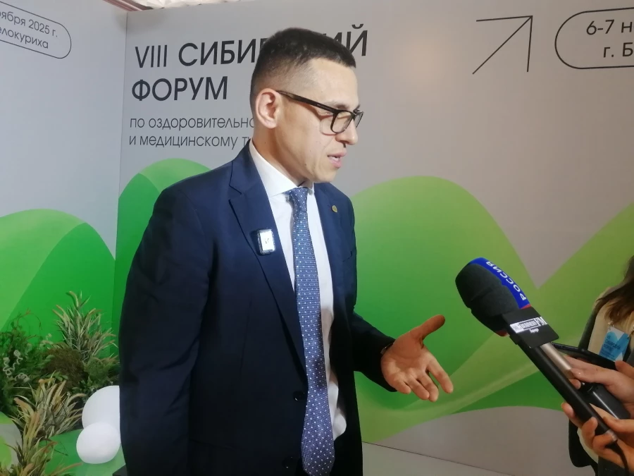 Айдарбек Исаханов.