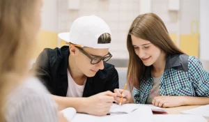 Школьники. Студенты. Решение задачи.