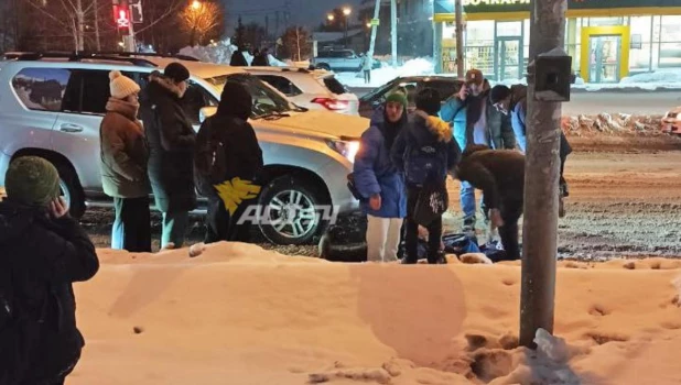 Внедорожник сбил детей