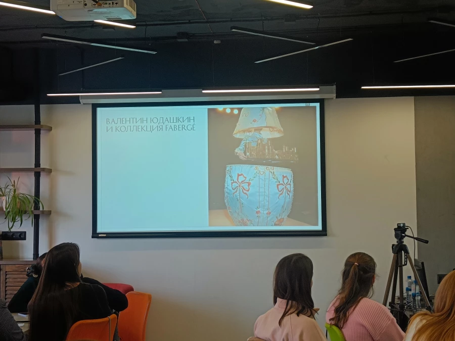 Алиса Богатова. «Основные тренды в дизайне, «продающие» коллекции и «региональный код»