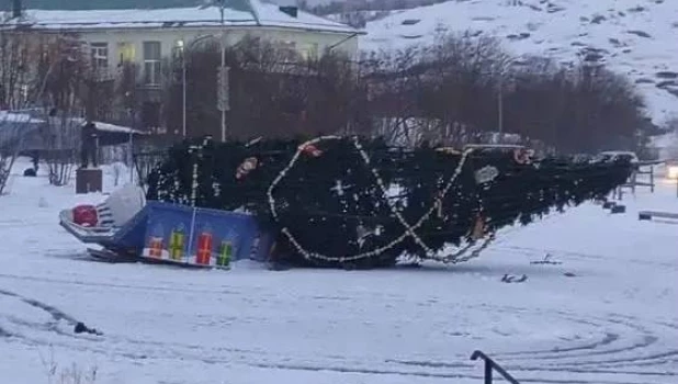 Сильный ветер в Мурманске.