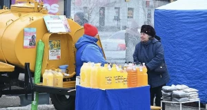 Продовольственная ярмарка в Барнауле.