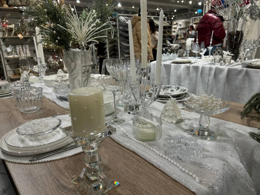 Новогодние игрушки в магазине «KÜCHENLAND HOME».