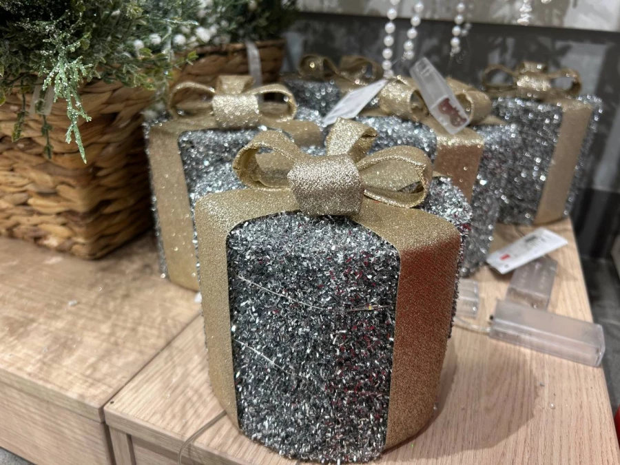 Новогодние игрушки в магазине «KÜCHENLAND HOME».