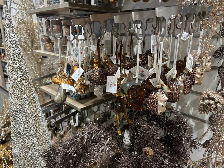 Новогодние игрушки в магазине «KÜCHENLAND HOME».