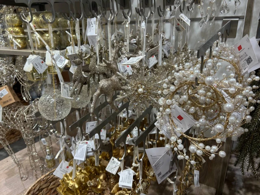 Новогодние игрушки в магазине «KÜCHENLAND HOME».