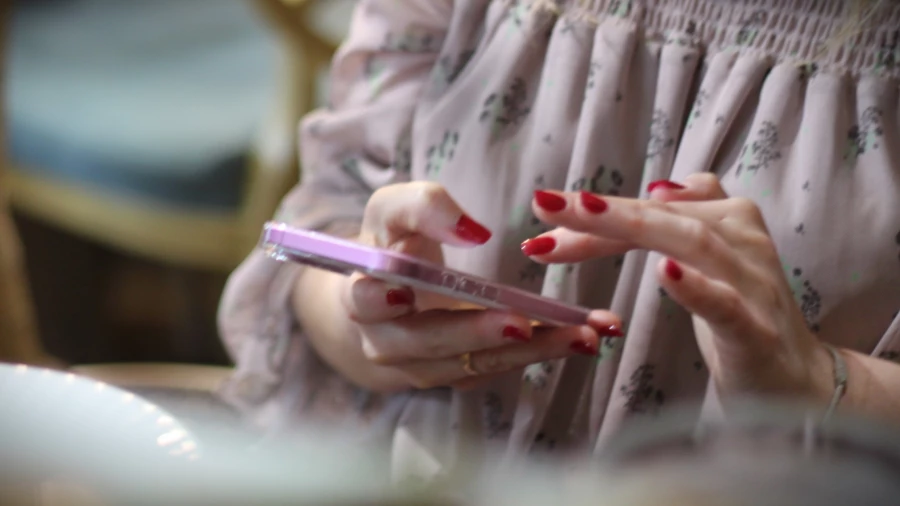 Телефон. Смартфон. Сотовая связь. Мессенджер. Интернет.