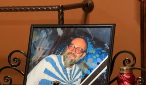 Прощание с рок-музыкантом Сергеем Лазориным в Барнауле. 