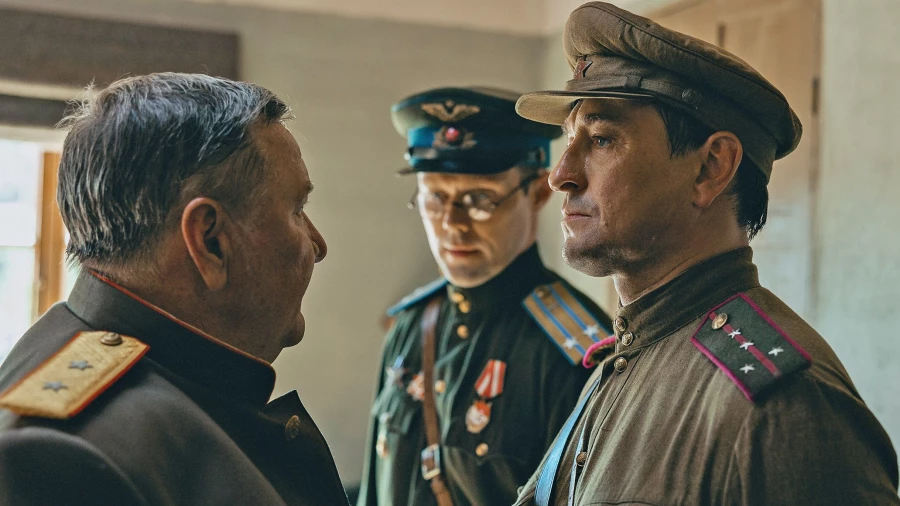 Фильм "Август".