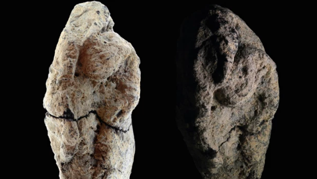 Статуэтка в виде женщины с гусем