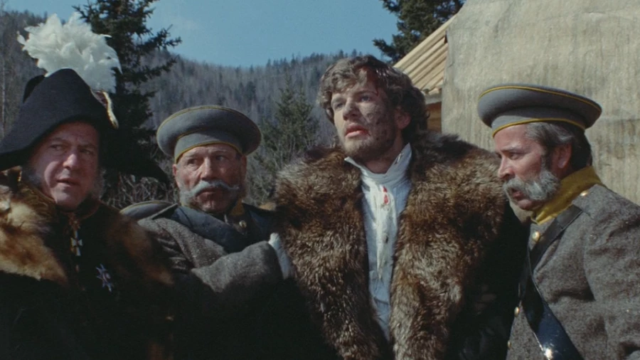 Кадр из фильма &quot;Звезда пленительного счастья&quot;.