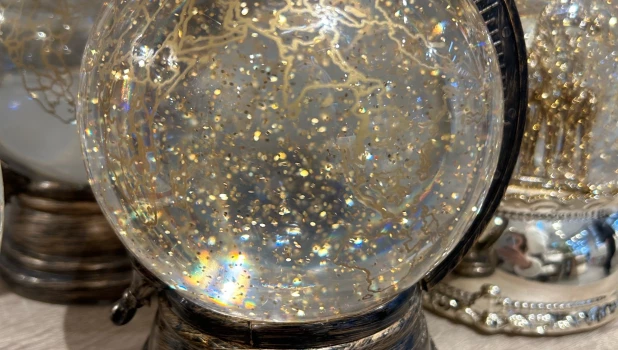 Снежные шары.