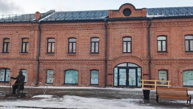 Здание универмага торгового дома «Д. Н. Сухов и сыновья».