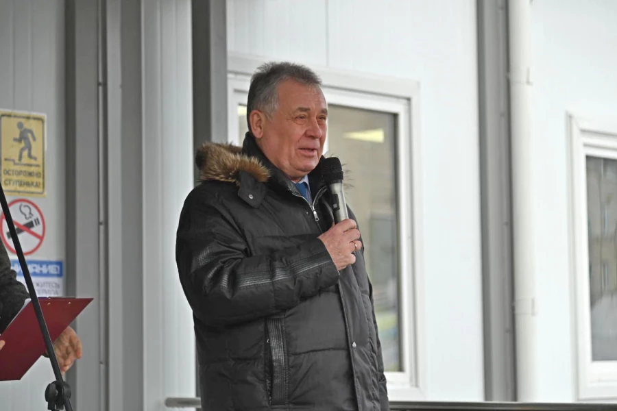 Александр Романенко.