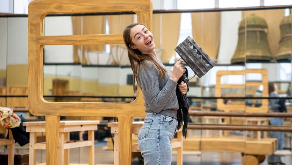 Репетиция мюзикла «Девчата»