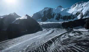 Аккемский ледник на Белухе