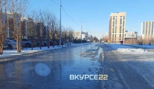 Потоп из-за аварии на водопроводе в Барнауле