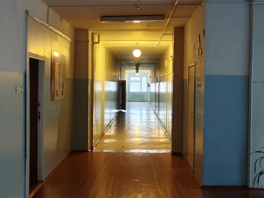 Школа в Бурле.  