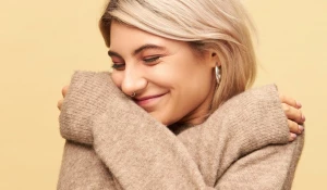 Бежевый цвет в одежде.