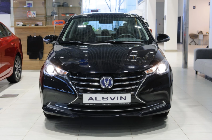 Компактный и современный Changan Alsvin.