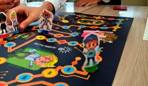 «Ростелеком» провел для школьников однодневный марафон настольных игр «Безопасный интернет».