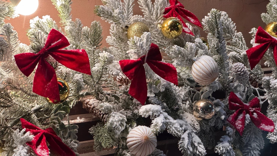 Новогодние украшения. Украшения Барнаула. Новый год