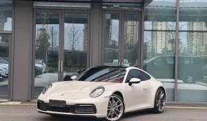 Продают сливочный Porsche с доставкой в Барнаул.