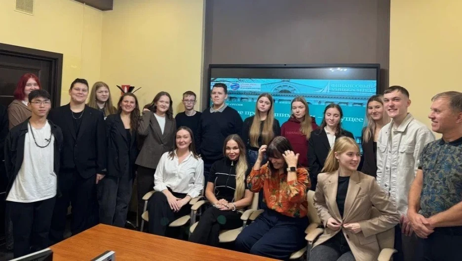 Участники форсайт-сессии о будущем молодого предпринимателя на Алтае.