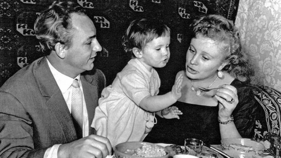 Николай Рыбников.