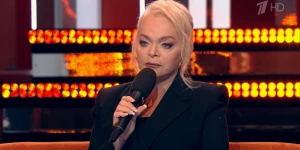 Лариса Долина.