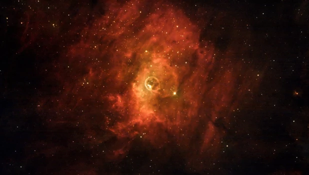 Туманность «Пузырь» над Алтаем.