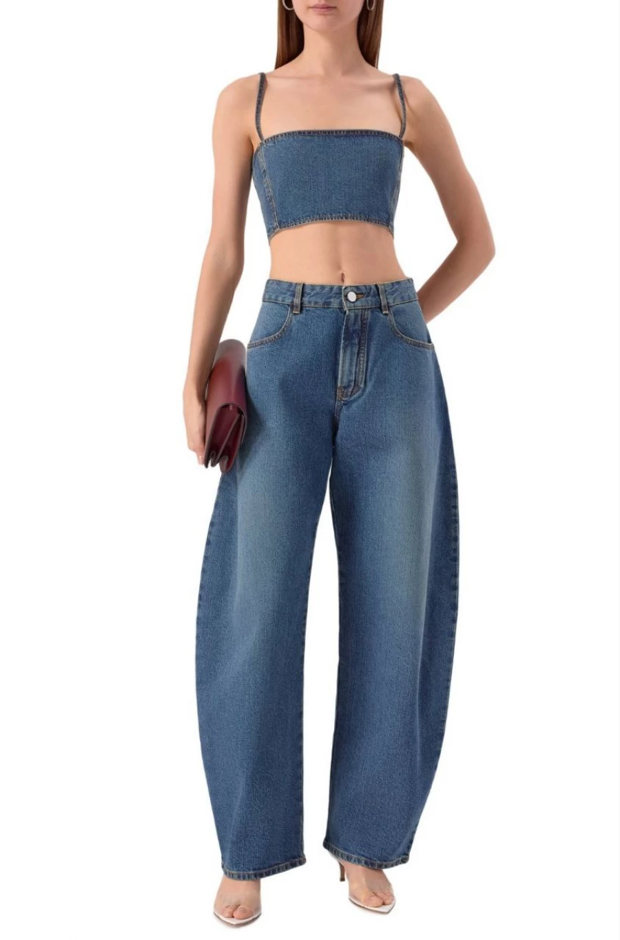 Кроп-топ, 106 000 рублей.