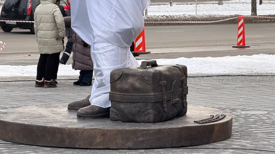 Памятник Достоевскому